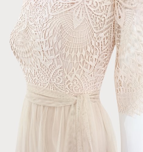 ELEGANCKA SUKIENKA Z KORONKĄ I TIULEM D2-319