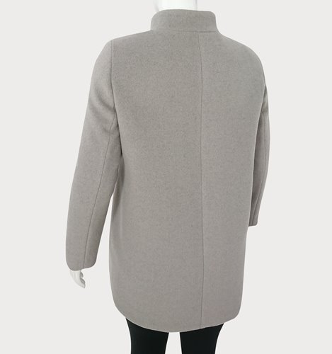 Krótki płaszcz wełniany szary na stójce plus size D19-P7