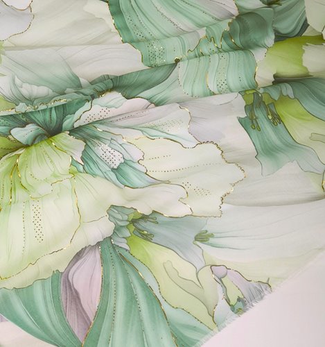 ZIELONY WISKOZOWY SZAL W KWIATY ZE ZŁOTYM AKCENTEM