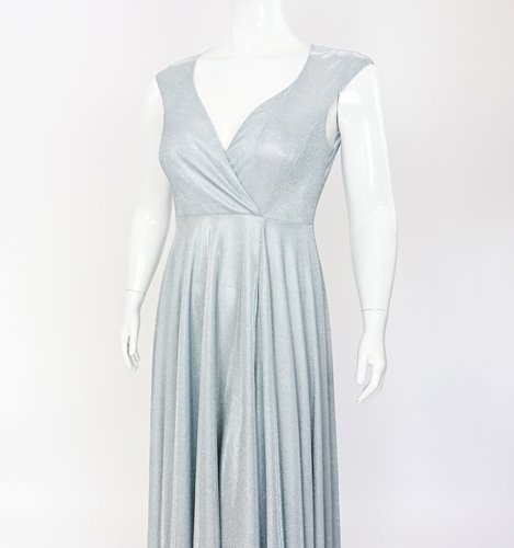 Brokatowa sukienka plus size z rozcięciem D2‑P395