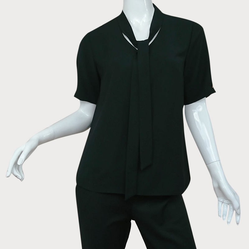 ELEGANCKA CZARNA BLUZKA Z WIĄZANIEM D11-81