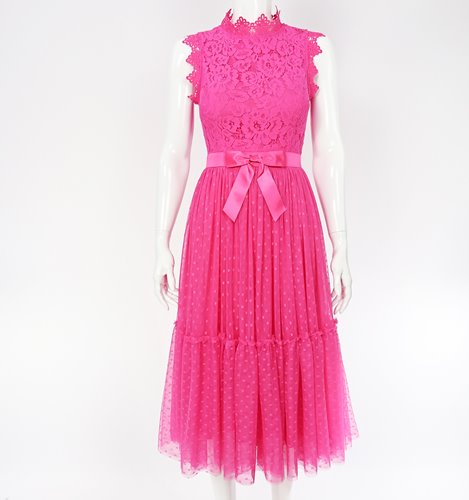ELEGANCKA SUKIENKA TIULOWA Z KORONKĄ  D2-349