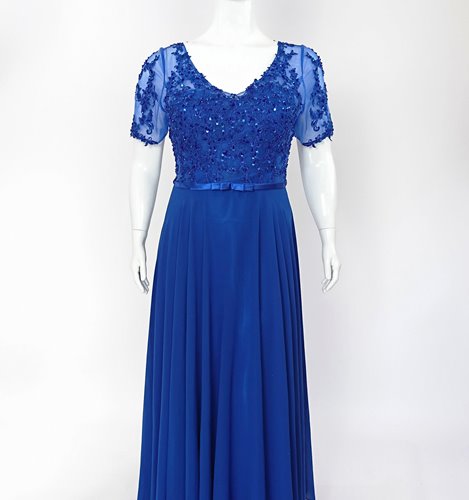 Maxi sukienka plus size z koronką D2‑P388