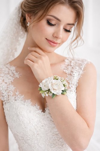 KORSARZ ŚLUBNY BIAŁY Z PERŁAMI