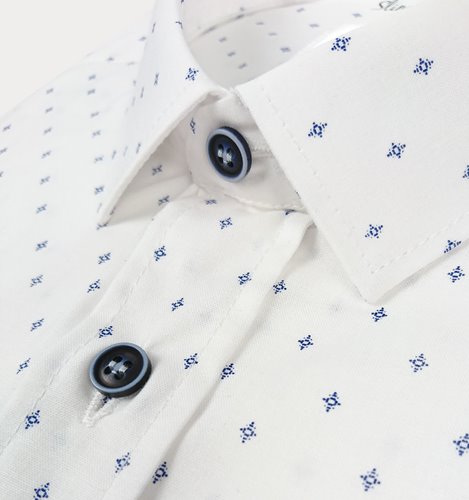 BIAŁA KOSZULA BAWEŁNIANA W NIEBIESKI WZÓR  M3-46