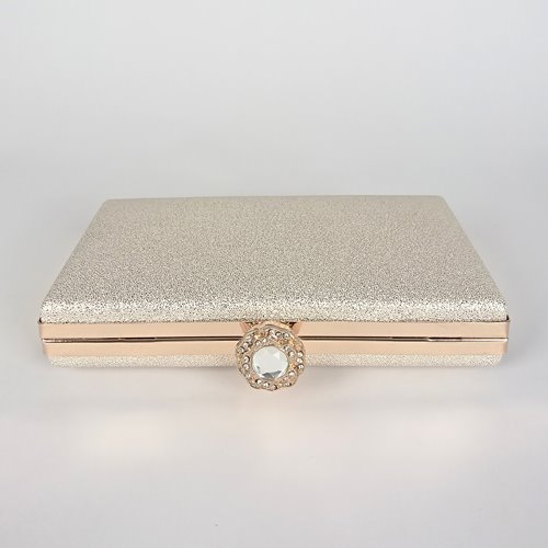 Kremowa brokatowa kopertówka ze złotym biglem i kryształem D10-143