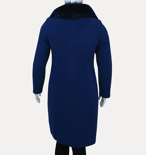 WEŁNIANY PŁASZCZ  Z FUTRZANYM KOŁNIERZEM  D19-6