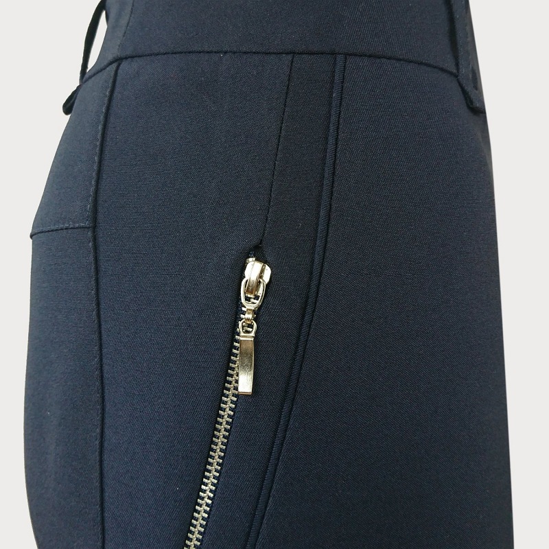 ELEGANCKIE  SPODNIE DAMSKIE Z KANTEM D4-8