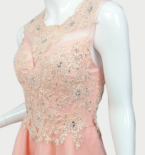 ELEGANCKA TIULOWA SUKIENKA Z KORONKĄ  D2-180