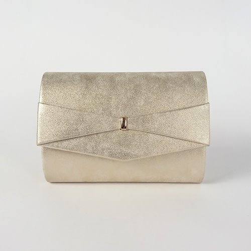 Złota torebka z drobnoziarnistą fakturą i geometryczną klapą D10-111