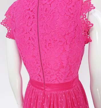 ELEGANCKA SUKIENKA TIULOWA Z KORONKĄ  D2-349