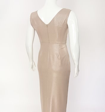 Maxi brokatowa sukienka plus size D2‑P389