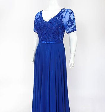 Maxi sukienka plus size z koronką D2‑P388