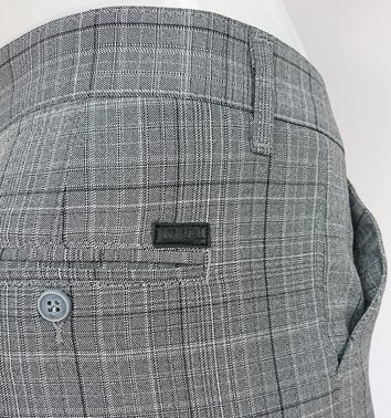 SZARE SPODNIE MĘSKIE W KRATĘ M4-24