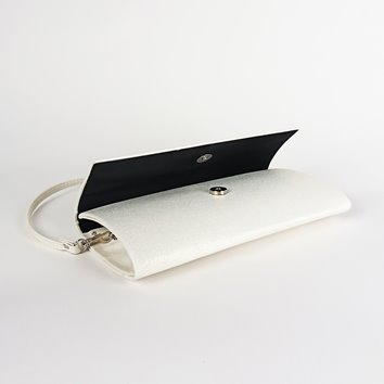 Kremowa perłowa kopertówka ze skóry ekologicznej podłużna D10-120