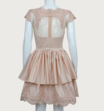 SUKIENKA Z KORONKĄ I FALBANAMI  D2-181