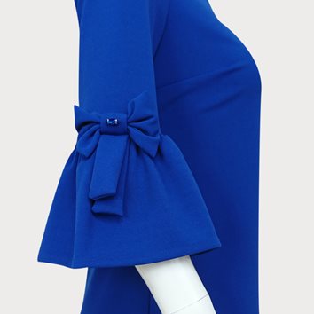 NIEBIESKA  SUKIENKA  DZIANINOWA Z FALBANAMI  D2-43