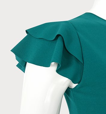 Sukienka plus size z falbanką na rękawie D2‑P304