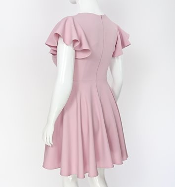 Rozkloszowana sukienka plus size z falbanką D2‑P379