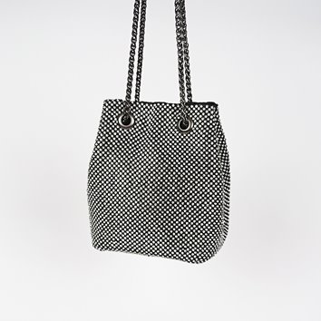 Czarna torebka worek pokryta cyrkoniami z czarnym łańcuszkiem D10-107