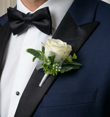 BUTONIERKA ŚLUBNA BIAŁA RÓŻA GLAM